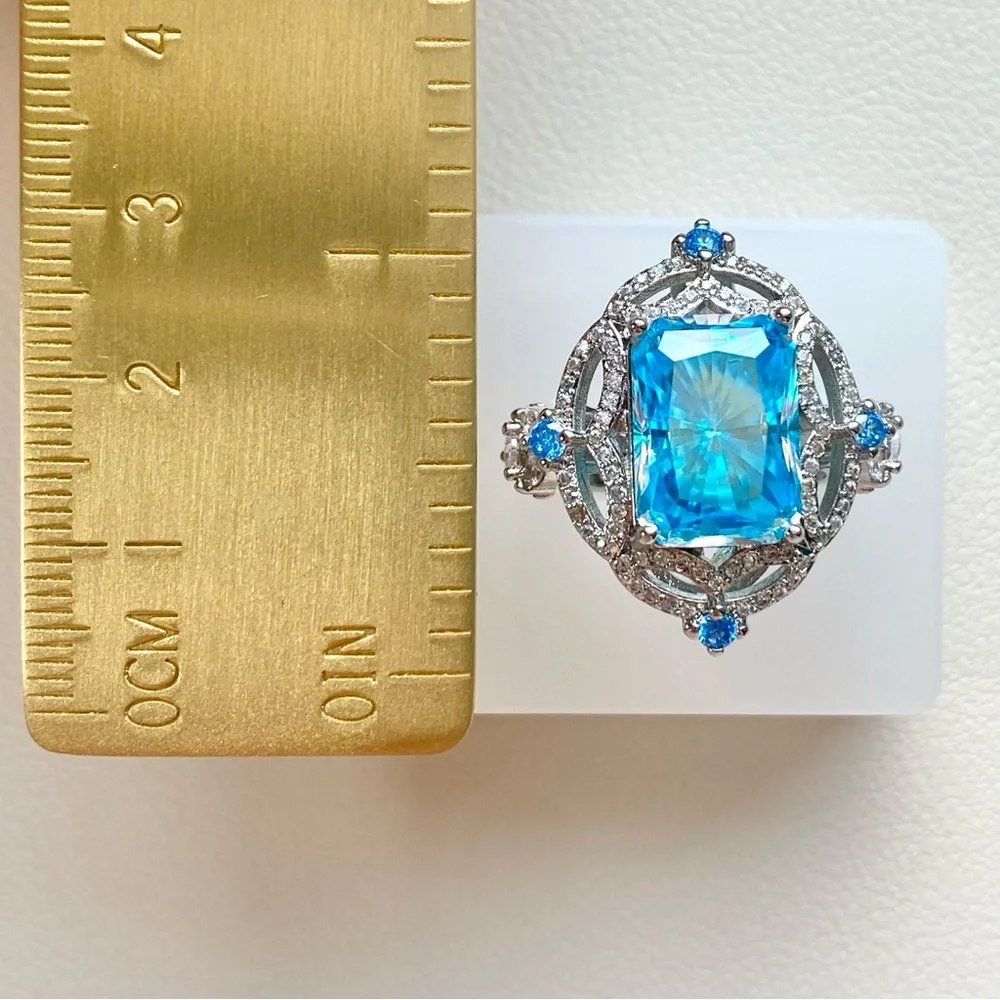 Blue Crystal Halo Ring